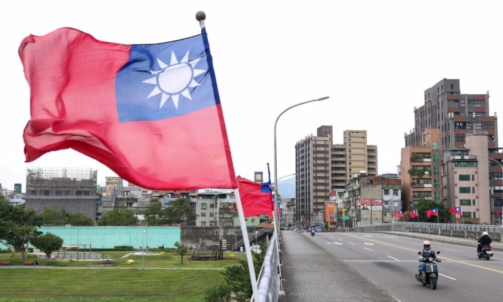 Venda de armas a Taiwan suspensa por causa da guerra no Irã