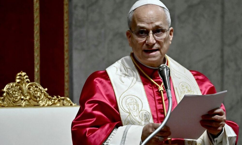 Papa solicita controle na IA para evitar domínio humano