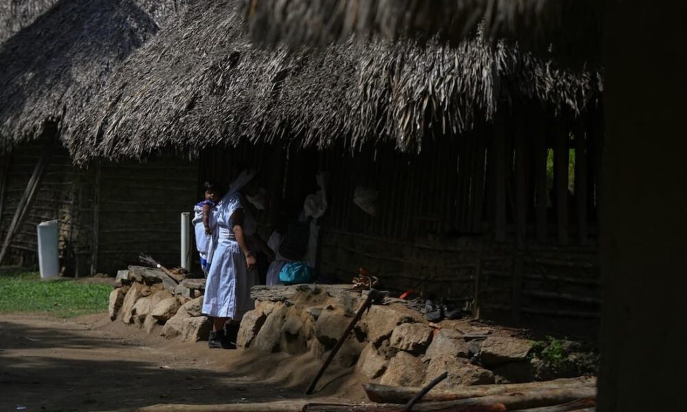Conflito por terras indígenas deixa cinco mortos e 44 feridos na Colômbia