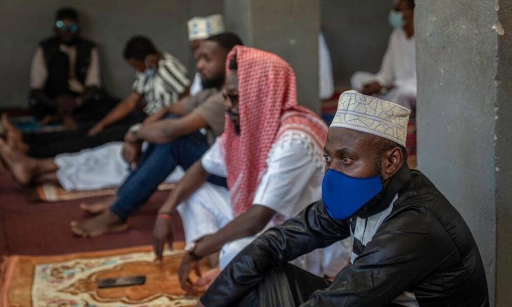 RDCongo enfrenta grave crise com ebola e conflito, alerta OMS