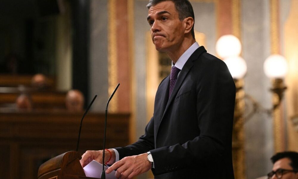 Juiz espanhol ordena julgamento e apreensão do passaporte da esposa de Sánchez