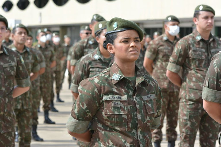 Exército continua vigilância nas fronteiras apesar do bloqueio de verbas