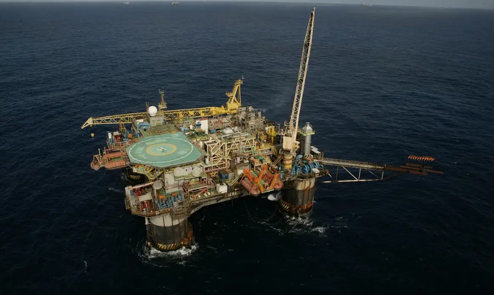 Petróleo cai com esperança de fim rápido do conflito