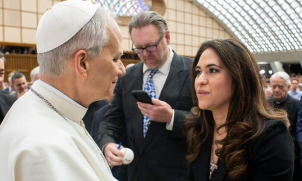 Montserrat Alvarado é a primeira mulher leiga a liderar comunicação do Vaticano