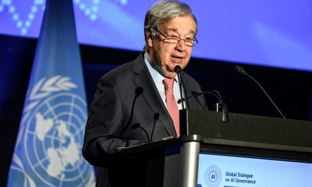 Líder da ONU pede regras para IA para proteger o futuro da humanidade