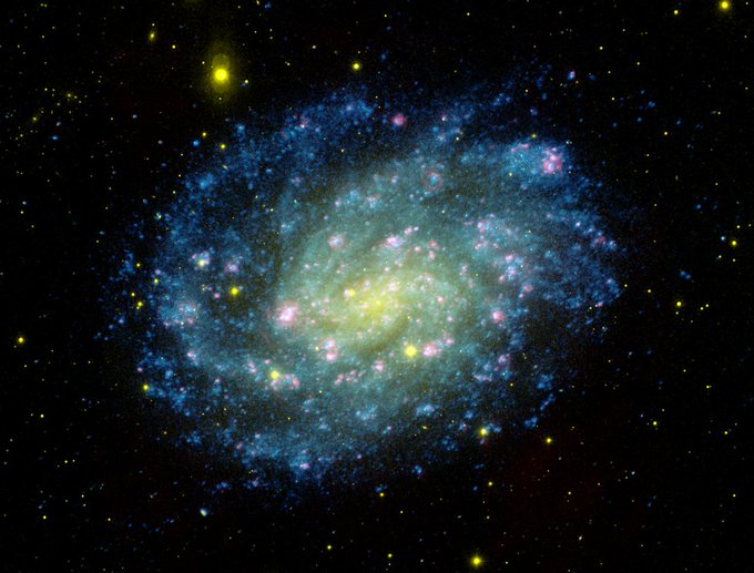 satélites no espaço podem prejudicar a observação das estrelas, alerta estudo