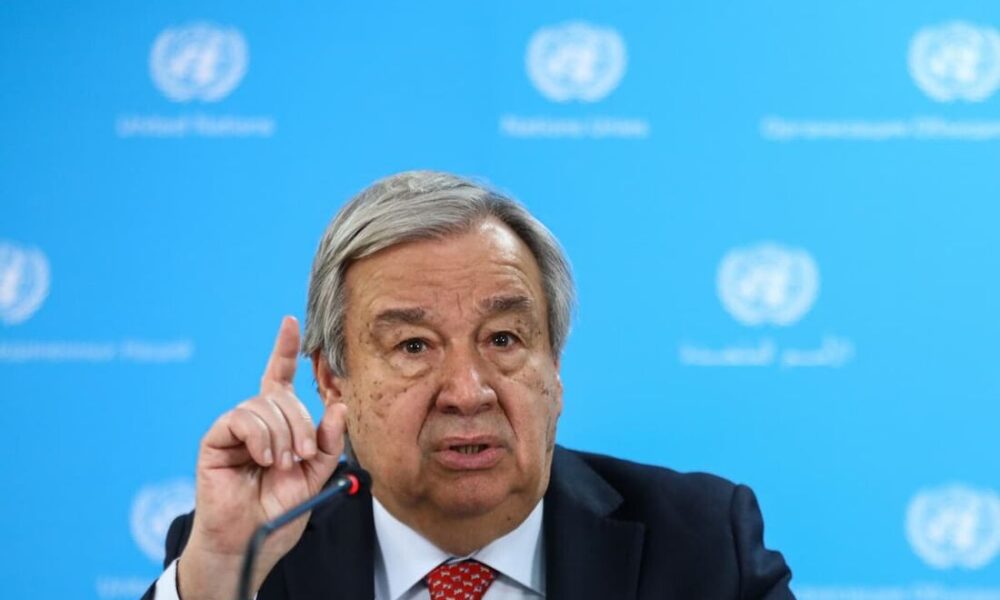 Guterres repudia ataque israelense a centro da ONU - QTU Questões do Universo