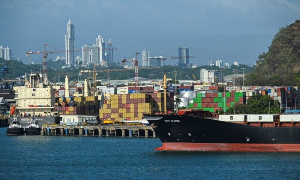 CK Hutchison pede mais de US$ 1,5 bilhão ao Panamá por fim de concessão portuária - QTU Questões do Universo