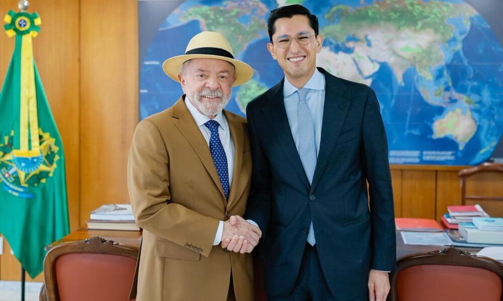 Lula fala sobre democracia na América Latina com chanceler do México