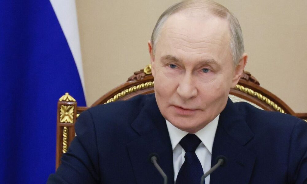 Kremlin pode reabrir negociações com Ucrânia em outubro