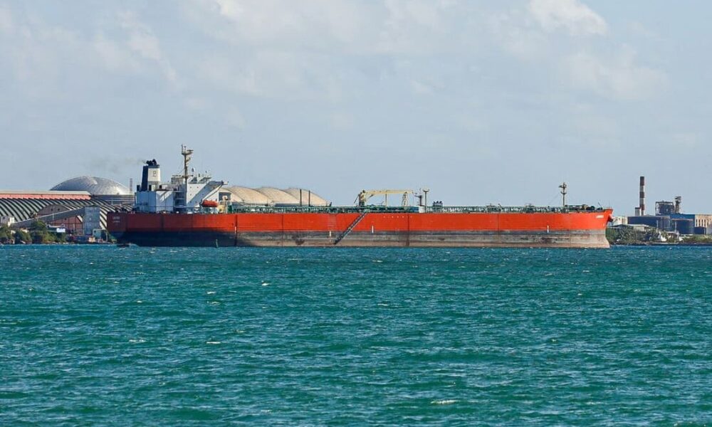 Cuba denuncia prejuízo financeiro recorde do embargo dos EUA