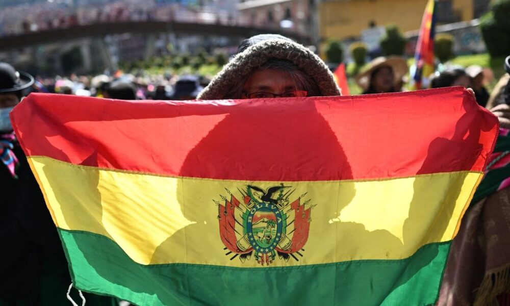 Bolívia aprova crédito de US$ 1,9 bilhão com FMI