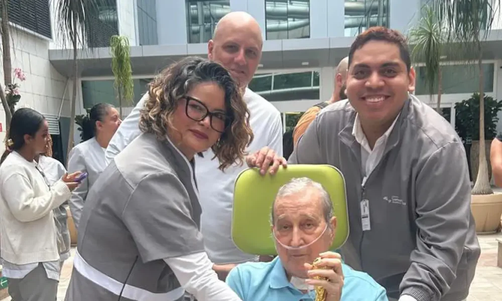 Parreira, ex-técnico da seleção, recebe alta após 80 dias no hospital