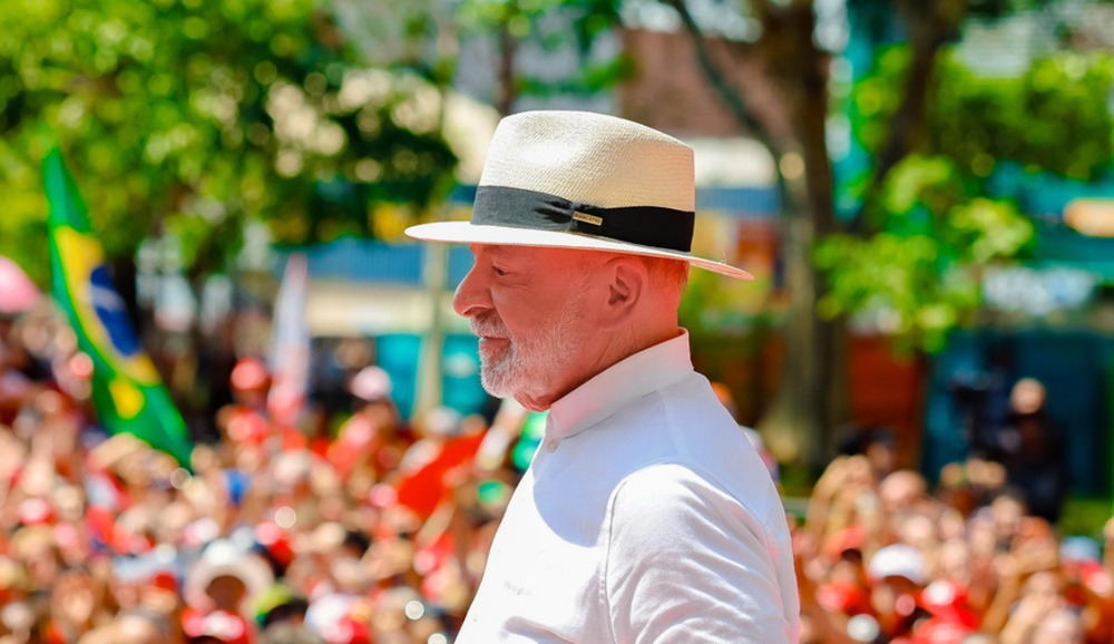 Lula afirma que Trump quer acabar com Pix e promete proteger o sistema