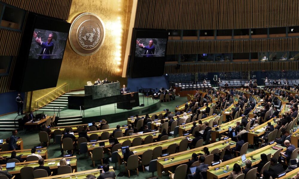 ONU aprova resolução contra bloqueio dos EUA a Cuba