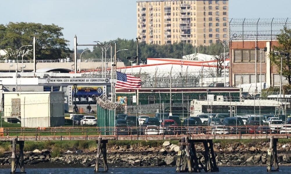 Nova York adia fechamento da controversa priso de Rikers | Mundo | QTU Notícias