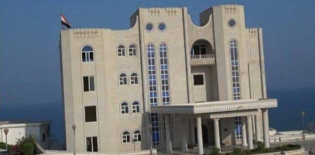 Houthis atacam palácio presidencial em Aden, Iêmen